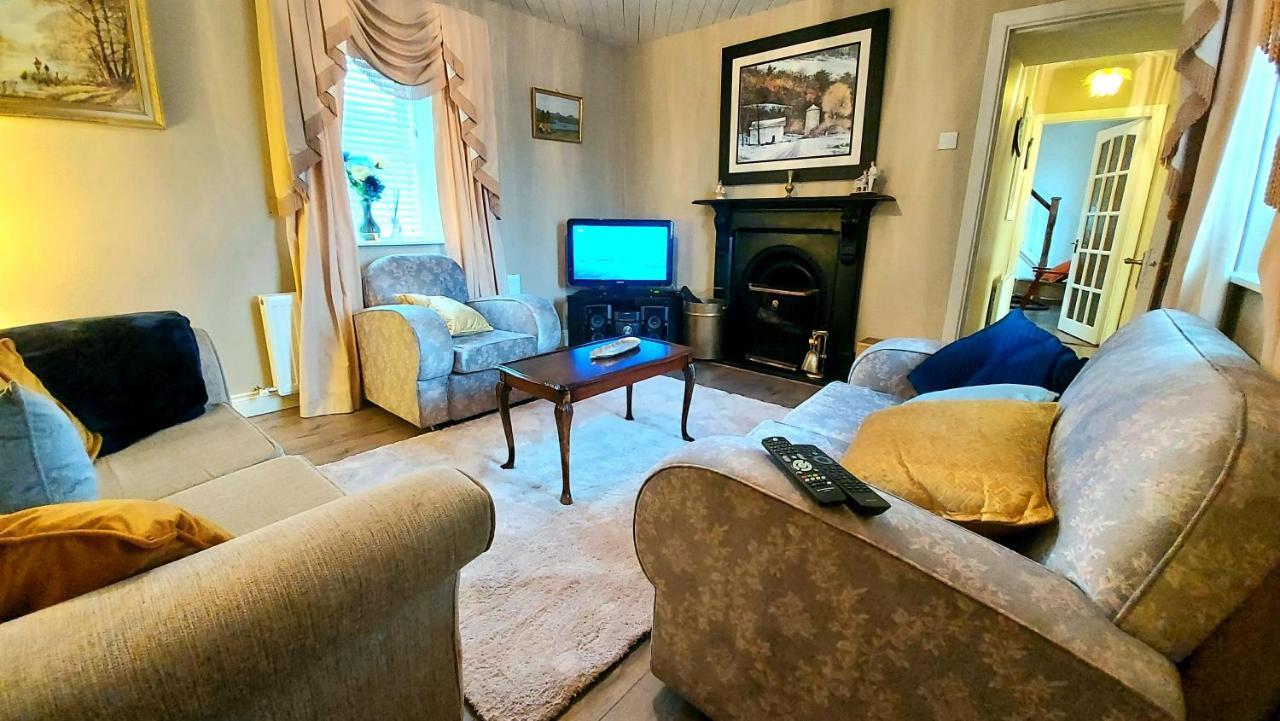 ホテルFihoragh Farm House ロングフォード エクステリア 写真